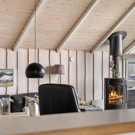 Hera - 200m From The Sea By Interhome Feriehus